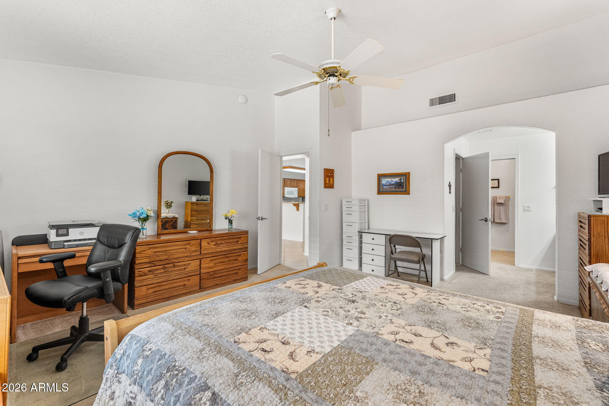 513 West Silver Creek Road Gilbert, AZ 85233 - Photo 12 of 24 513 W Silver Creek Rd - 21