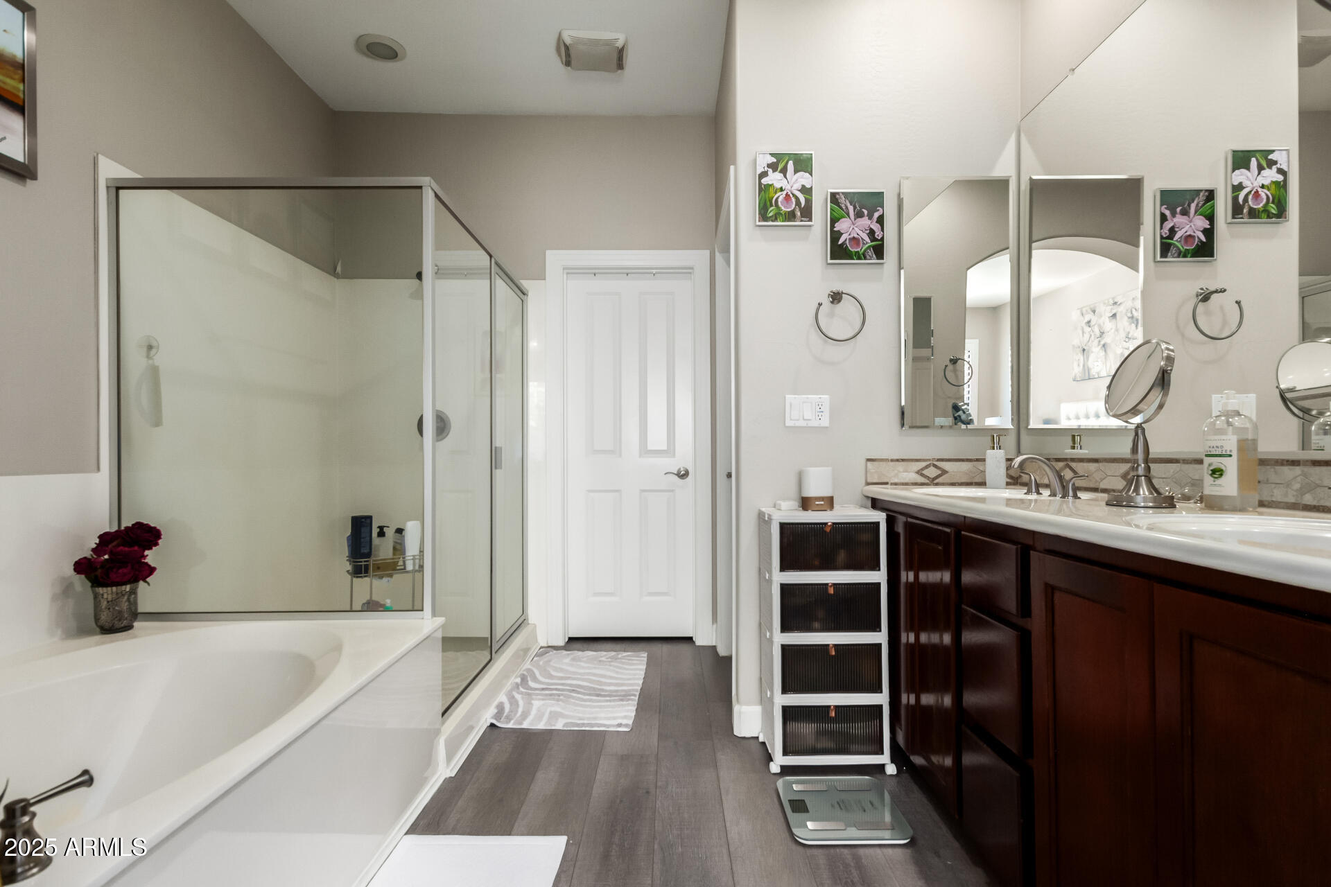 4777 South Fulton Ranch Boulevard, Unit 2035 Chandler, AZ 85248 - Photo 18 of 38 a bathroom with a tub sink and mirror