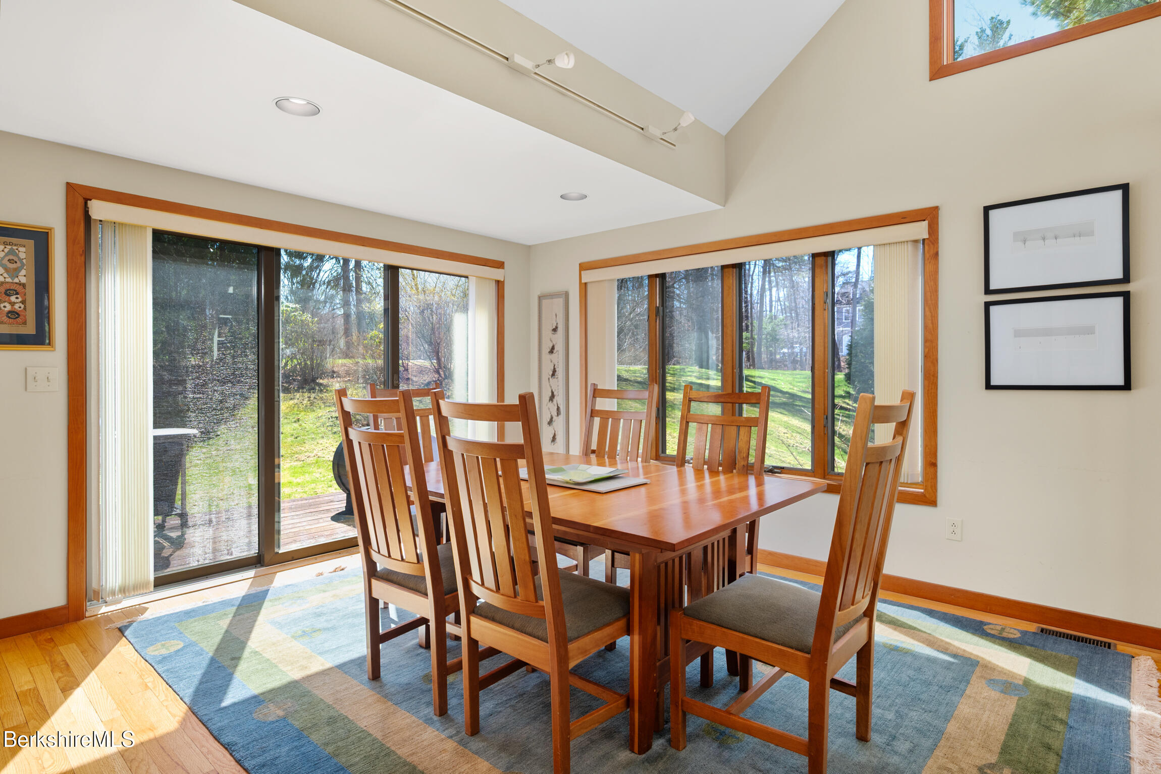 171 Knolls Road Williamstown, MA 01267 - Photo 11 of 26 Dining room