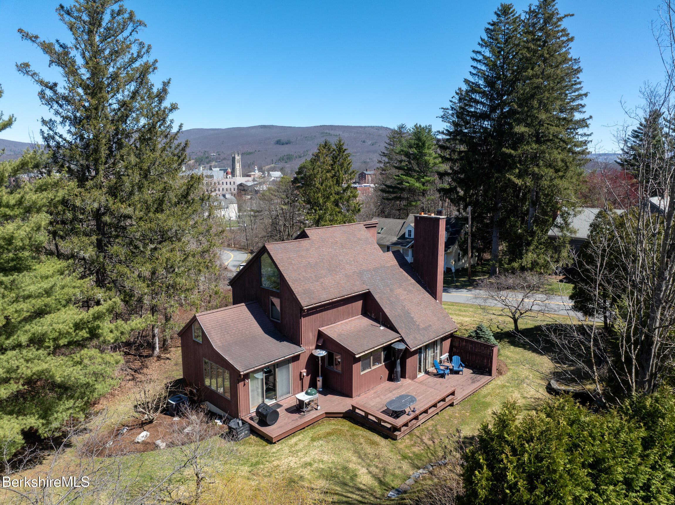 171 Knolls Road Williamstown, MA 01267 - Photo 24 of 26 171 The Knolls