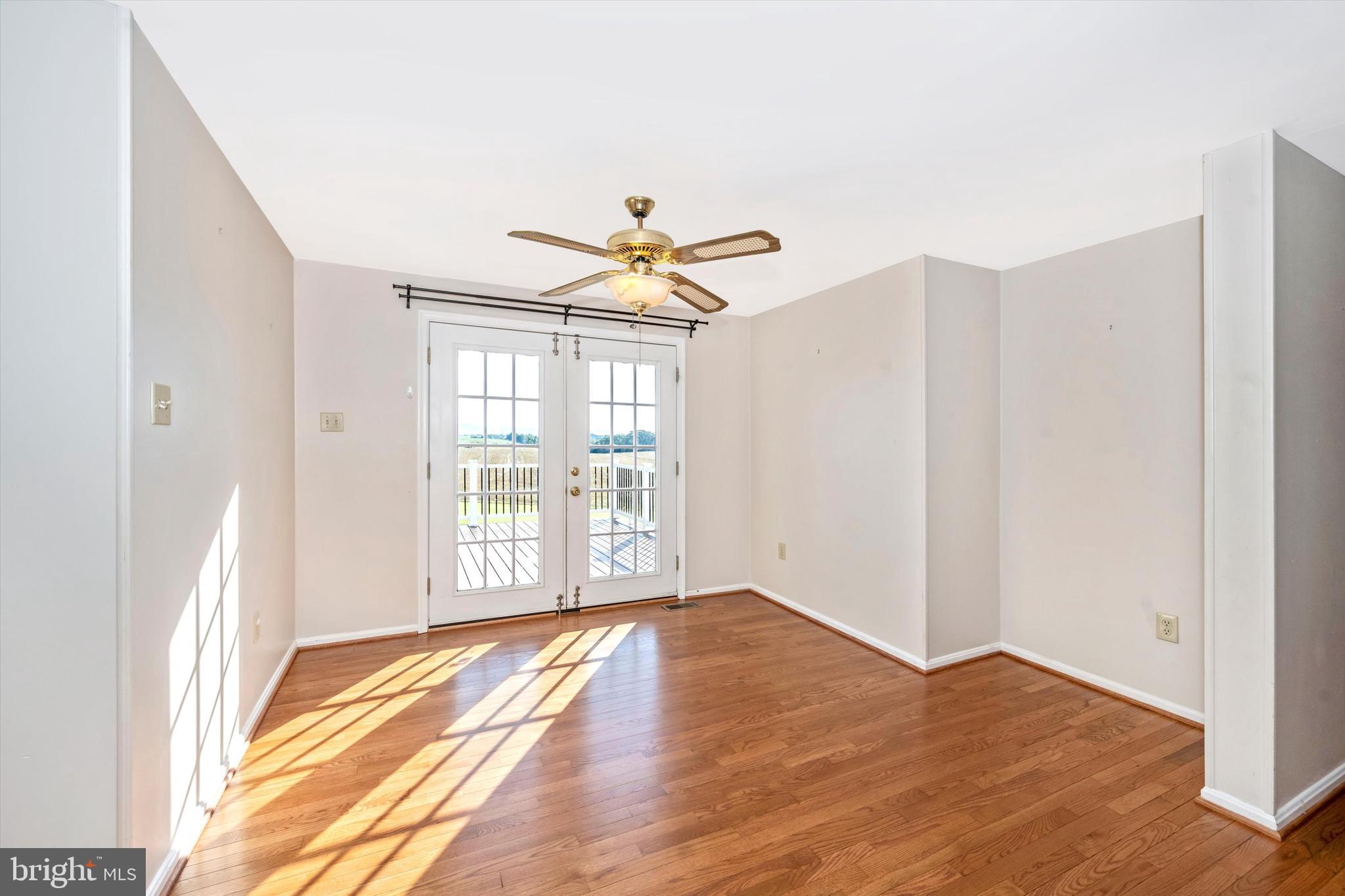 1820 Gapland Road Jefferson, MD 21755 - Photo 25 of 60 Dining Room