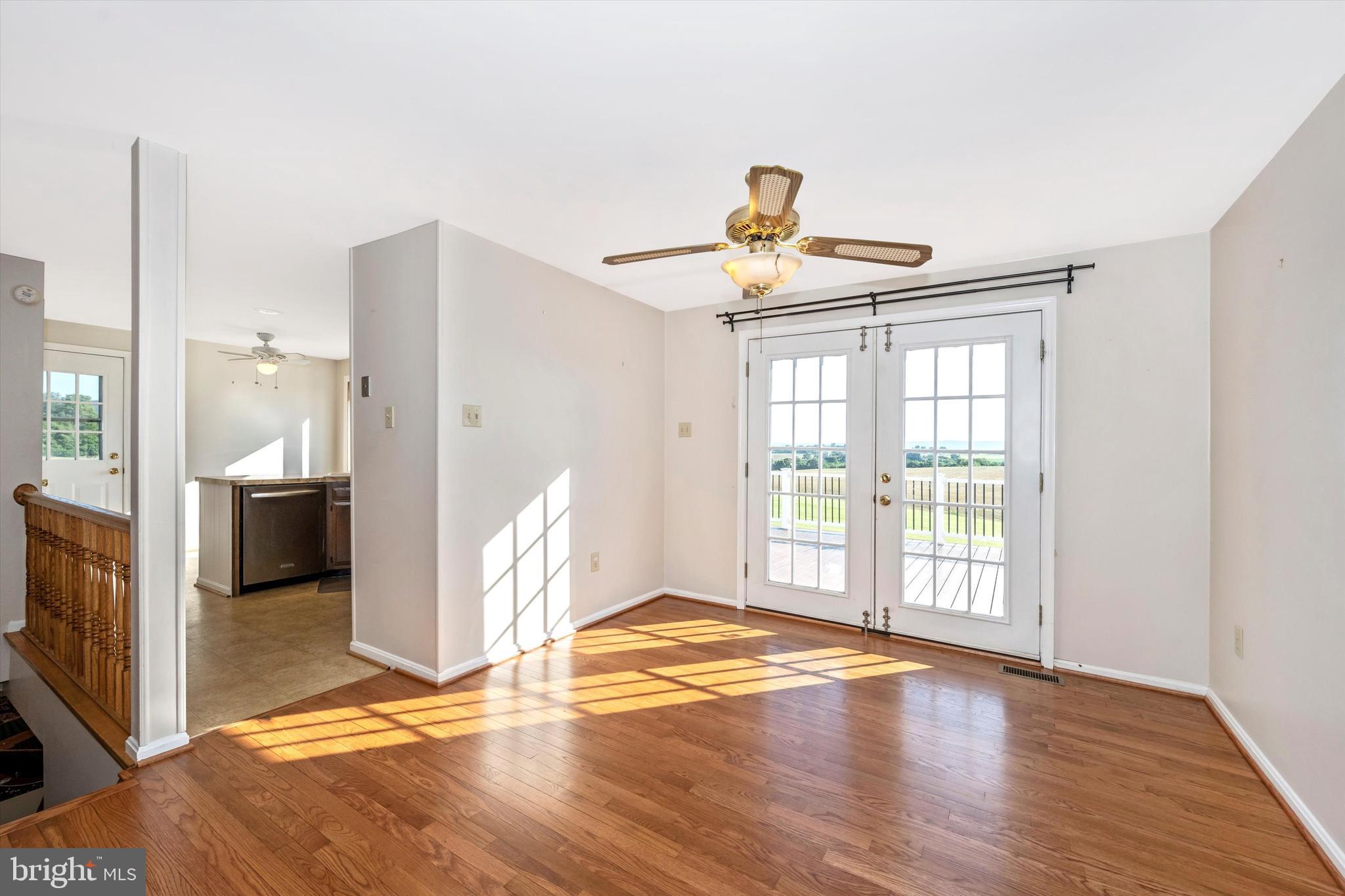 1820 Gapland Road Jefferson, MD 21755 - Photo 26 of 60 Dining Room