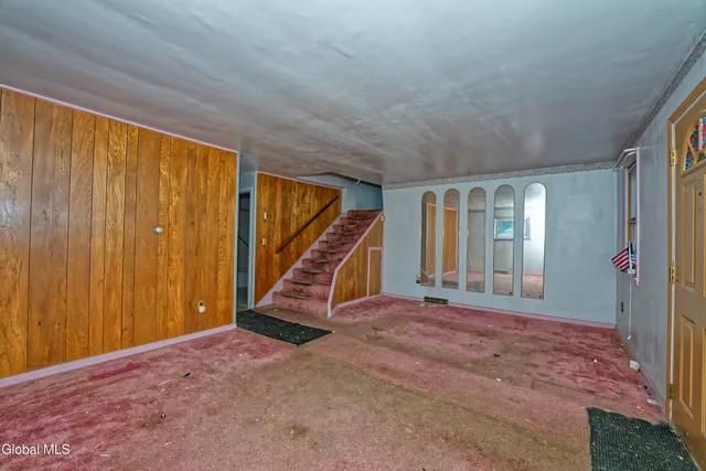 $197,700 | 318 Chiswell Road, Schenectady, NY 12304