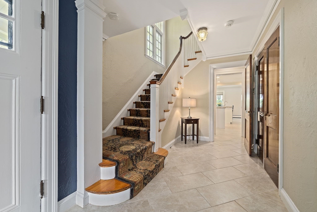 19 Ridge Road Waban, MA 02468 - Photo 14 of 34