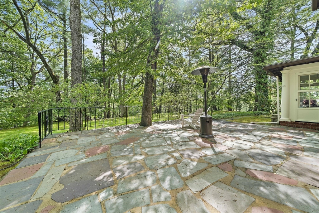 19 Ridge Road Waban, MA 02468 - Photo 25 of 34