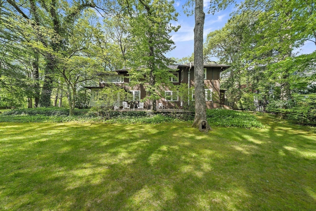 19 Ridge Road Waban, MA 02468 - Photo 26 of 34