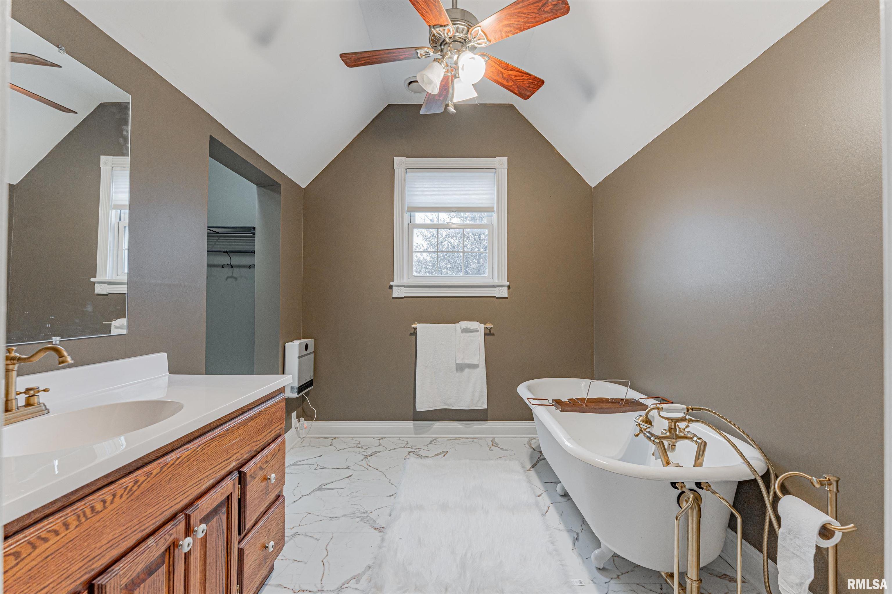 506 North Lafayette Street Mount Pulaski, IL 62548 - Photo 34 of 59