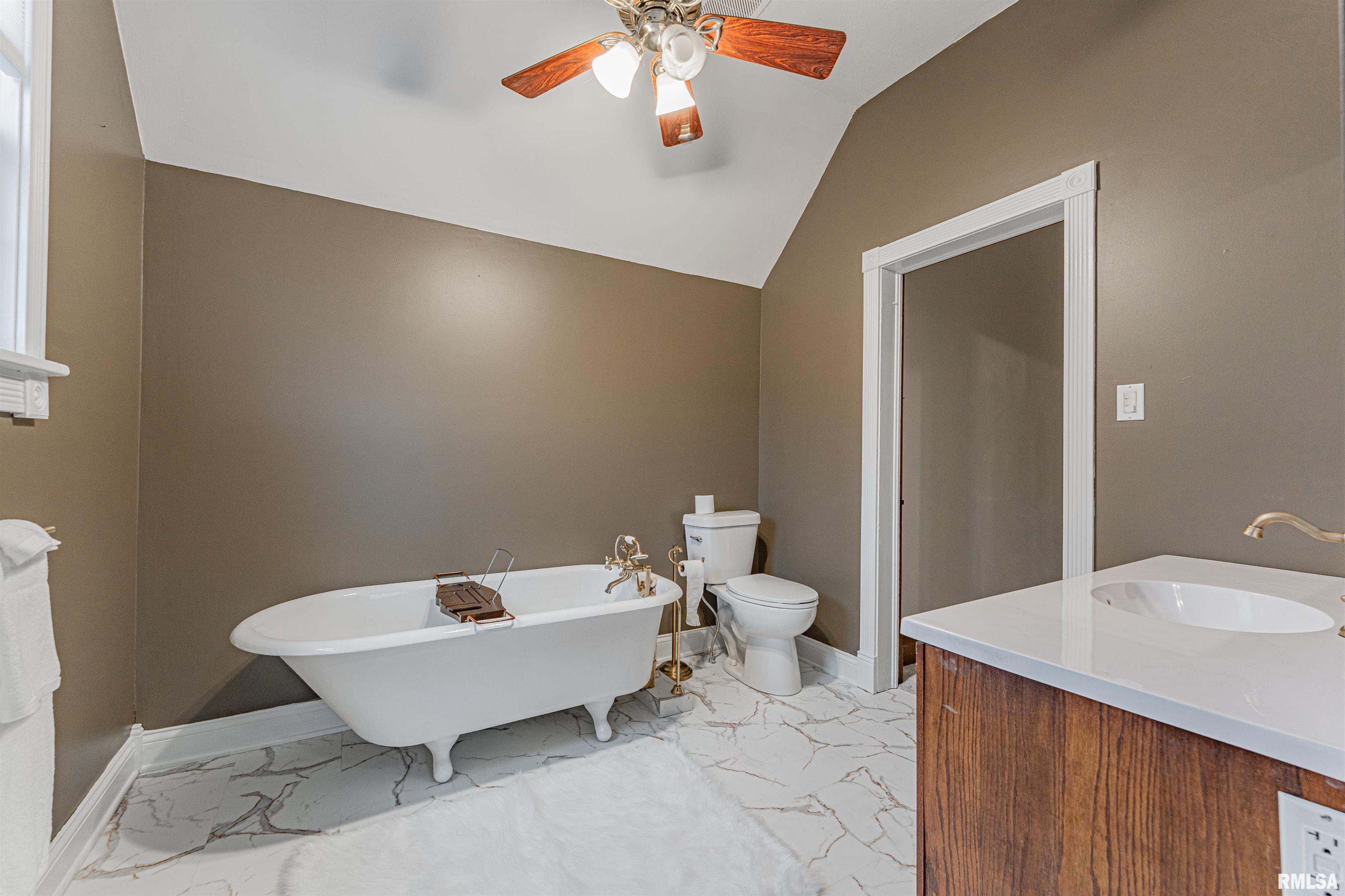 506 North Lafayette Street Mount Pulaski, IL 62548 - Photo 35 of 59