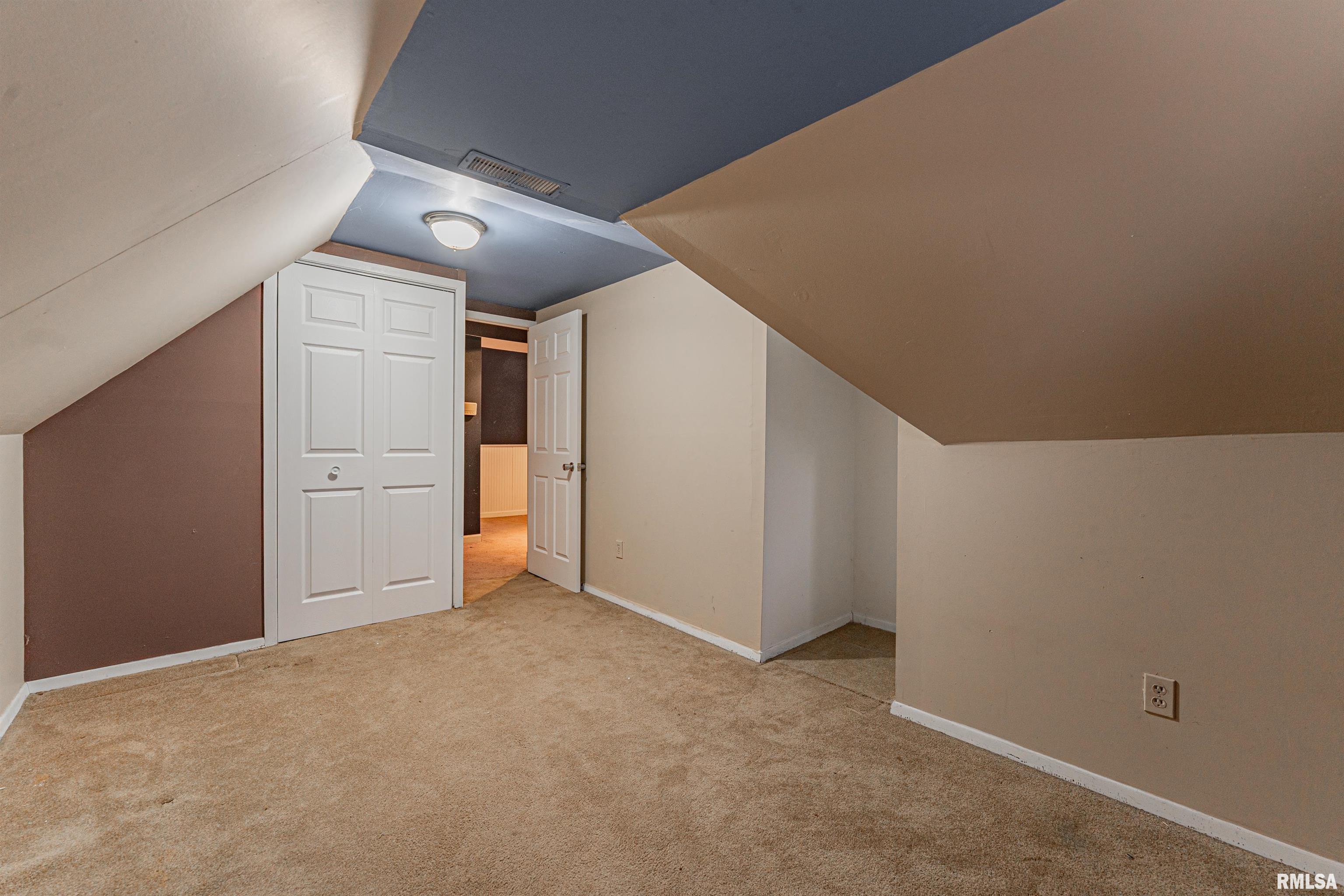 506 North Lafayette Street Mount Pulaski, IL 62548 - Photo 40 of 59