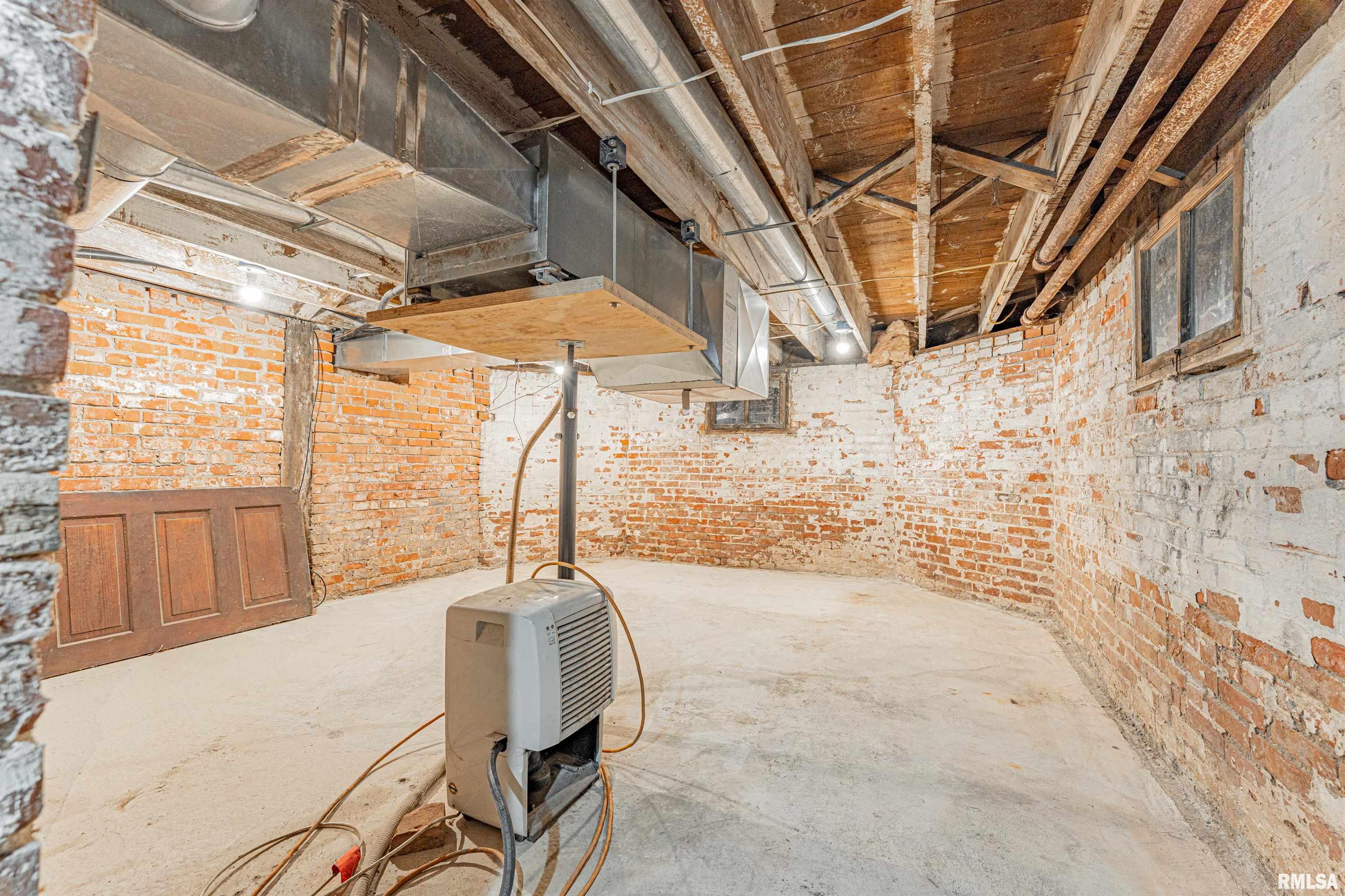 506 North Lafayette Street Mount Pulaski, IL 62548 - Photo 48 of 59