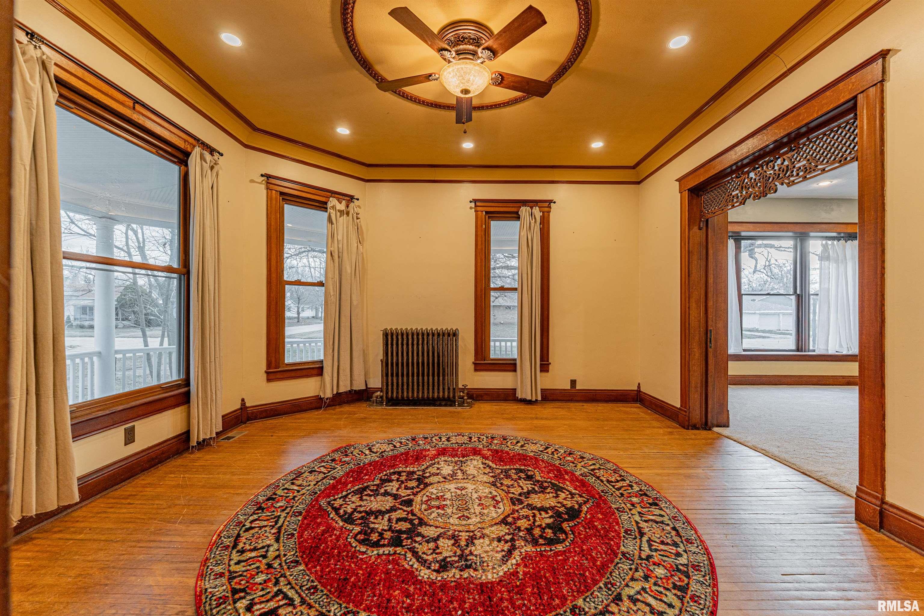 506 North Lafayette Street Mount Pulaski, IL 62548 - Photo 9 of 59