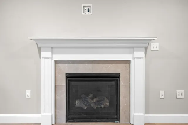 $699,000 | 214 A Pembroke Street, Unit A, Pembroke, NH 03275