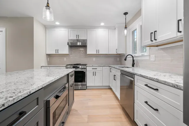 $699,000 | 214 A Pembroke Street, Unit A, Pembroke, NH 03275