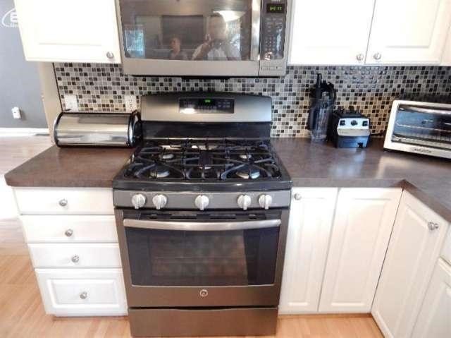 16310 Quail Ridge Court Fenton, MI 48430 - Photo 4 of 22 20449076-3.JPG
