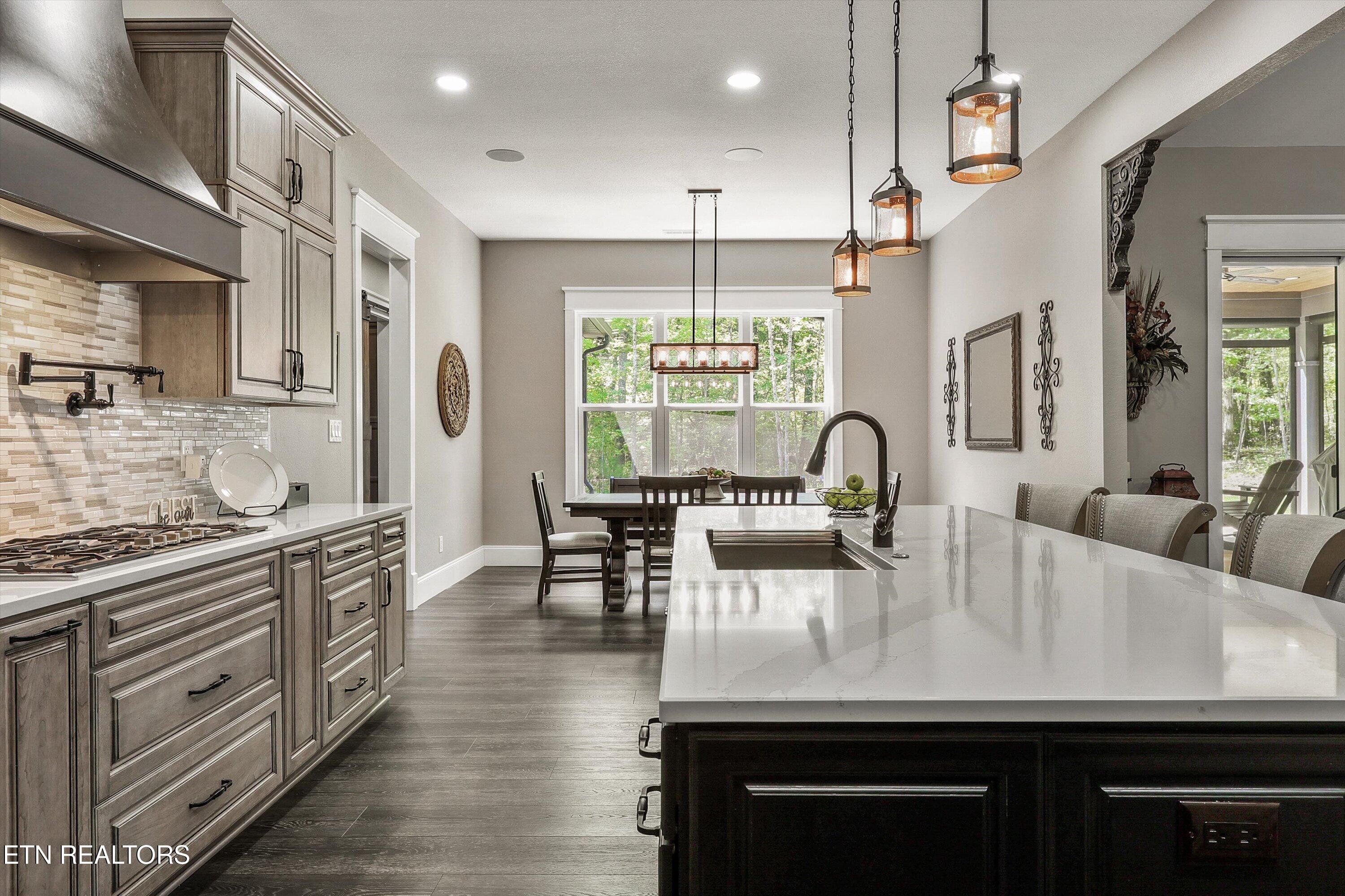 481 Loop Road Rockwood, TN 37854 - Photo 11 of 52 Kitchen-Dining