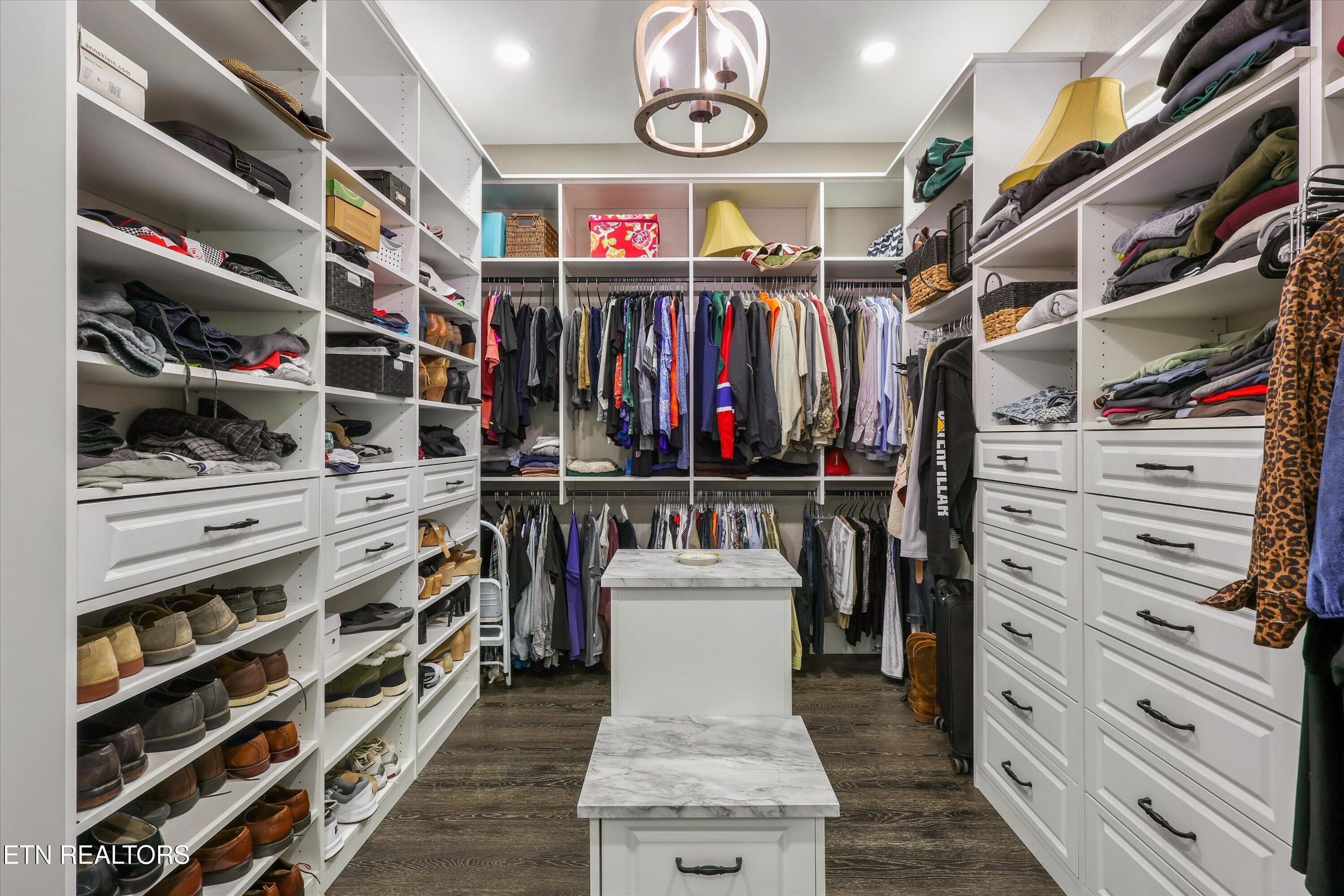 481 Loop Road Rockwood, TN 37854 - Photo 23 of 52 Huge Walk-in Closet