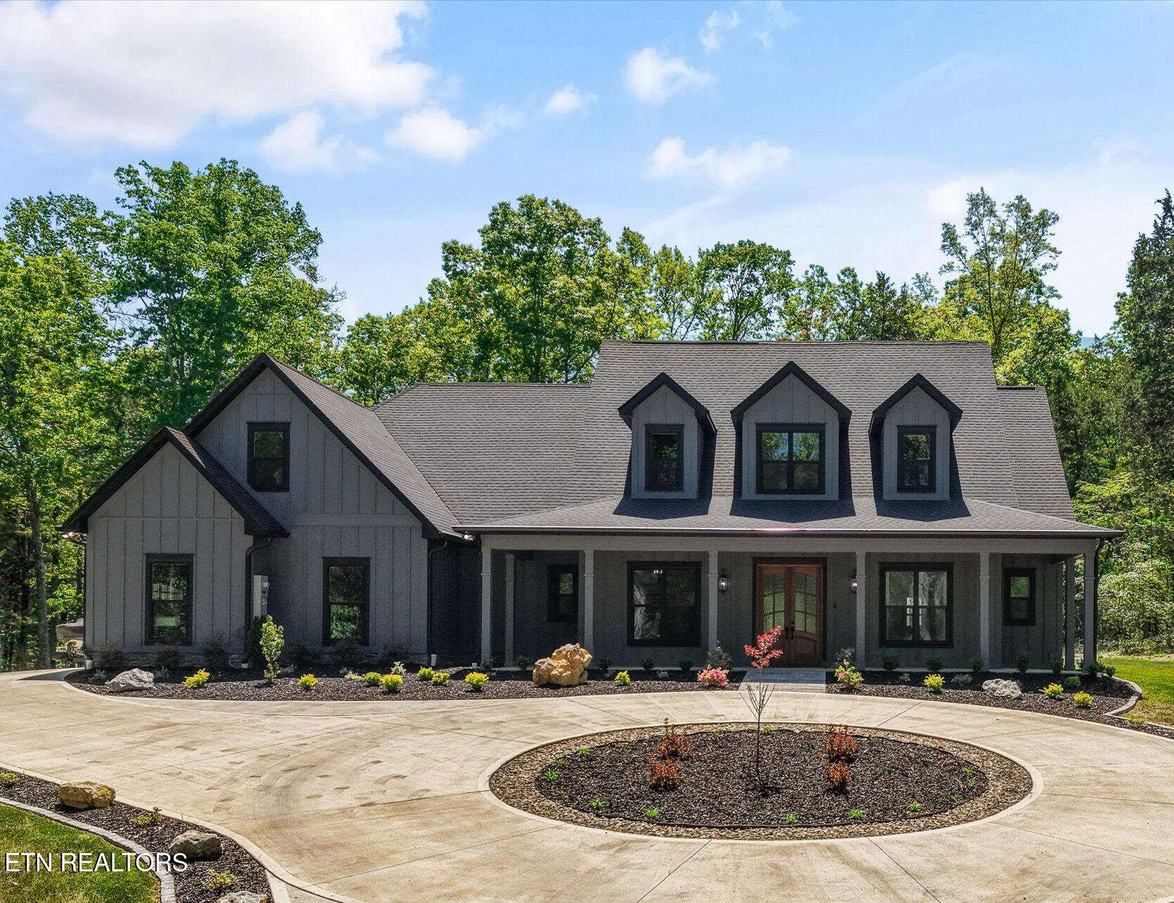 481 Loop Road Rockwood, TN 37854 - Photo 51 of 52 Circular Driveway