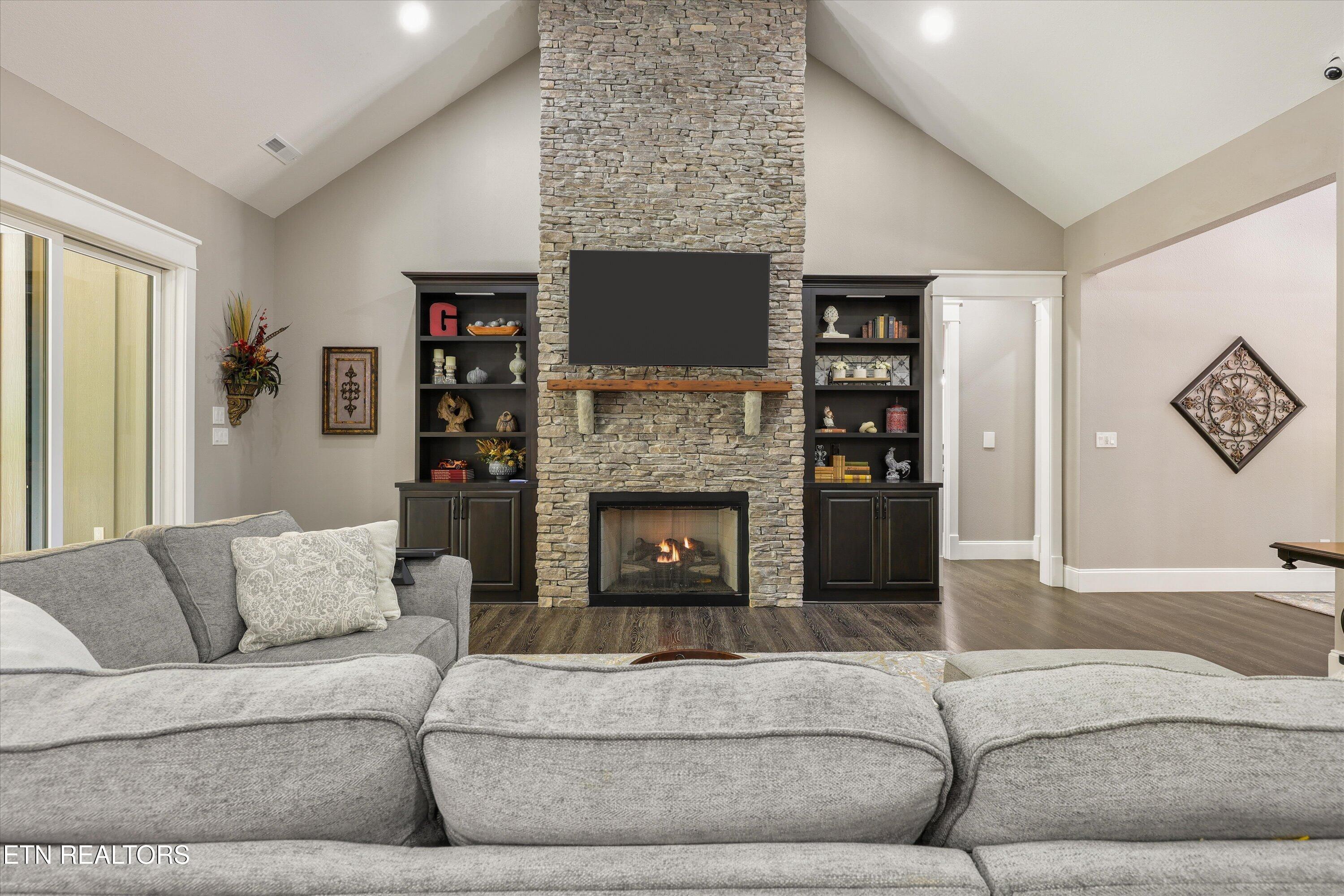 481 Loop Road Rockwood, TN 37854 - Photo 6 of 52 Stone Fireplace