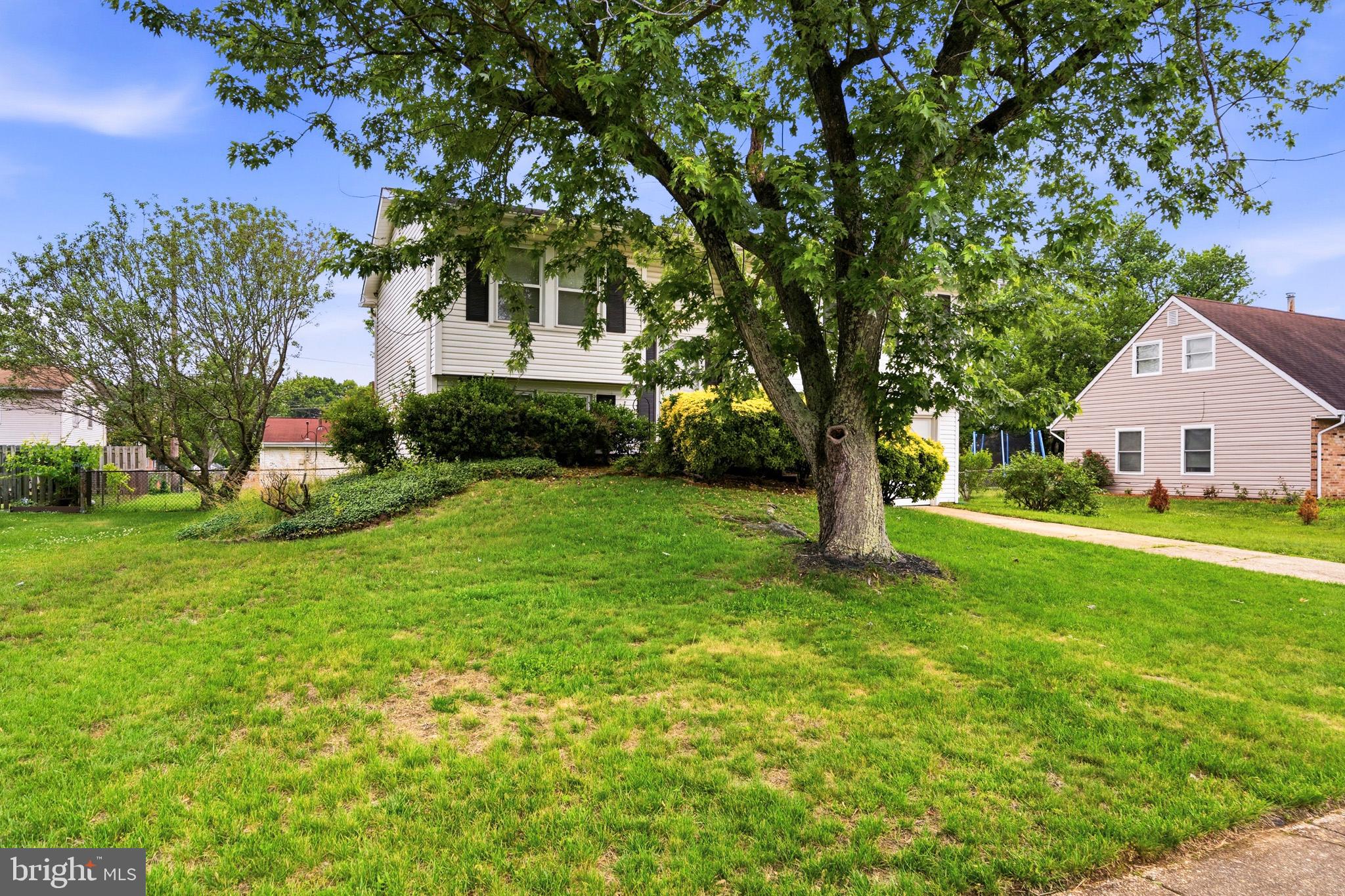 215 Compton Road Waldorf, MD 20602 - Photo 2 of 32