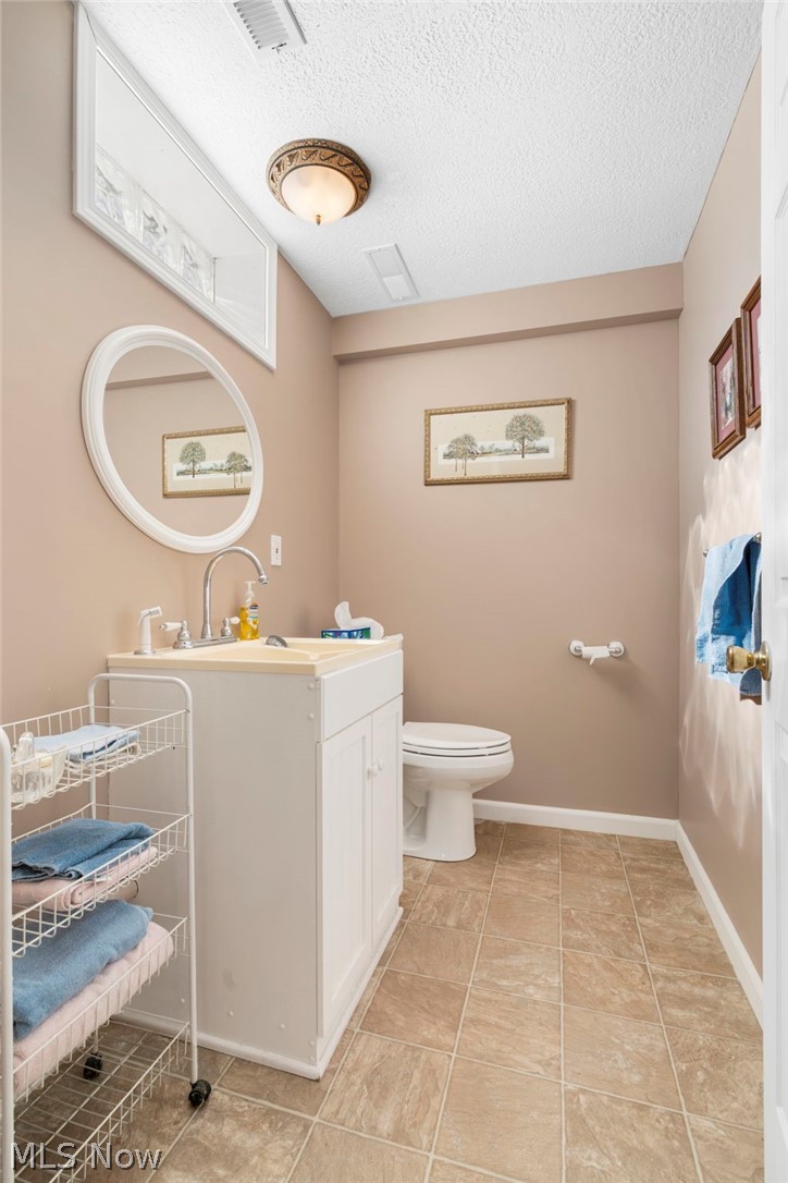 7020 Sweetwater Road Northeast Canton, OH 44721 - Photo 27 of 39 Gallery Image 27