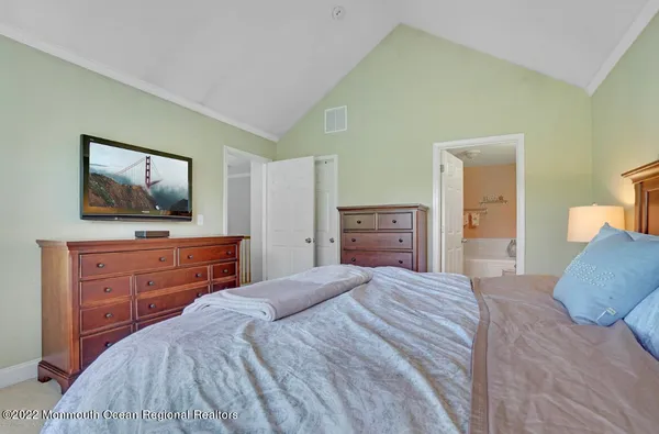 $3,500 | 17 Nutmeg Court, Tinton Falls, NJ 07753