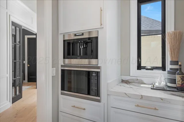 $1,750,000 | 6705 Parkwood Place, Amarillo, TX 79119