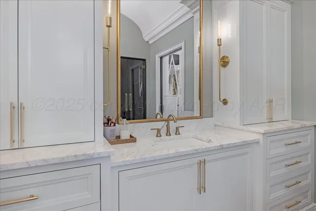 $1,750,000 | 6705 Parkwood Place, Amarillo, TX 79119