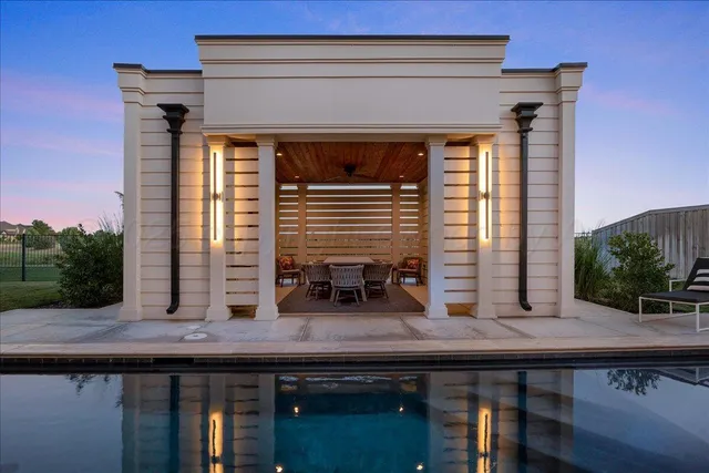 $1,750,000 | 6705 Parkwood Place, Amarillo, TX 79119