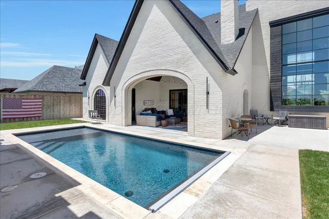 $1,750,000 | 6705 Parkwood Place, Amarillo, TX 79119
