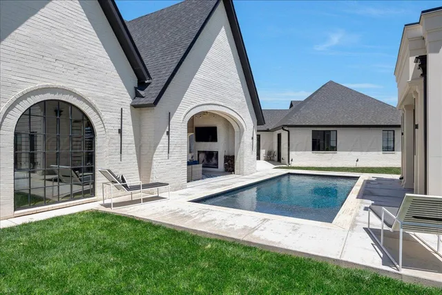 $1,750,000 | 6705 Parkwood Place, Amarillo, TX 79119