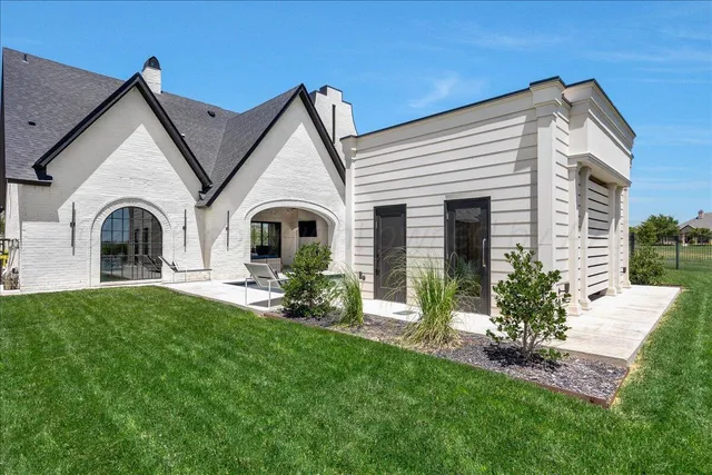 $1,750,000 | 6705 Parkwood Place, Amarillo, TX 79119