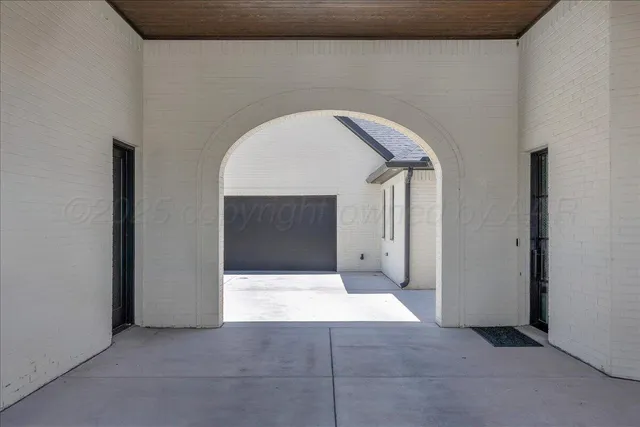 $1,750,000 | 6705 Parkwood Place, Amarillo, TX 79119