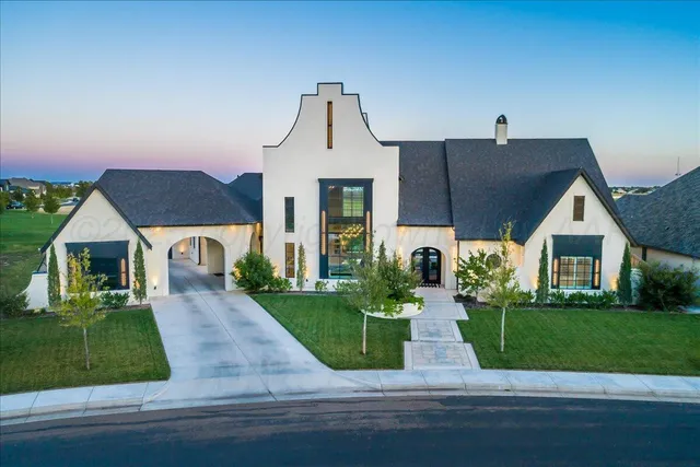 $1,750,000 | 6705 Parkwood Place, Amarillo, TX 79119