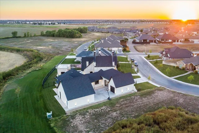$1,750,000 | 6705 Parkwood Place, Amarillo, TX 79119