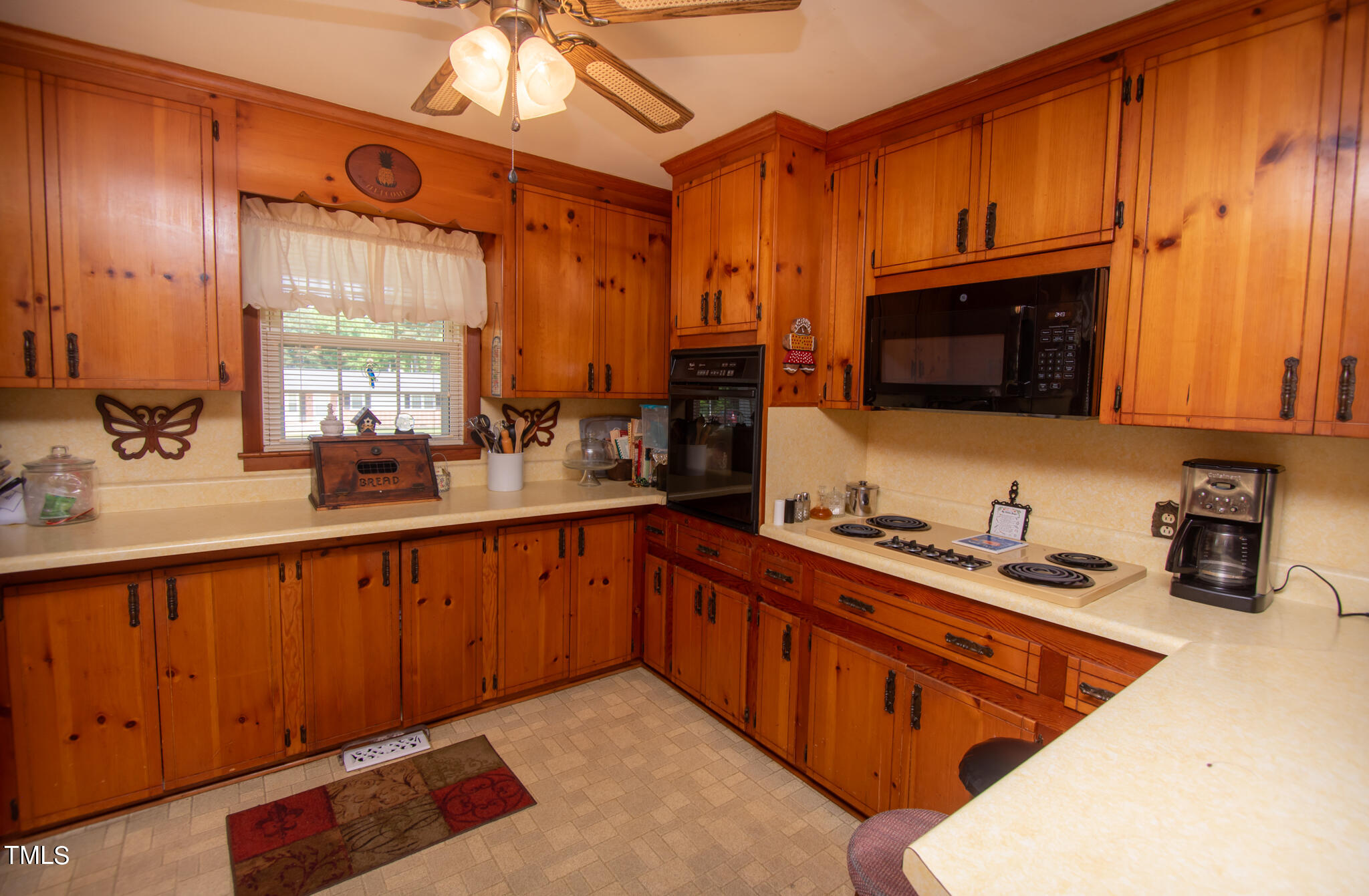 148 Fairview Village Road Dunn, NC 28334 - Photo 13 of 33