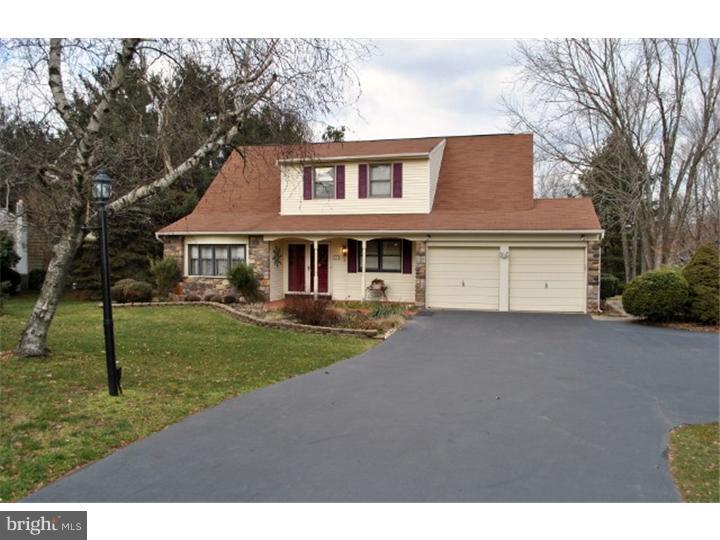 571 Middle Holland Road Holland, PA 18966 - Photo 1 of 25 Exterior Front