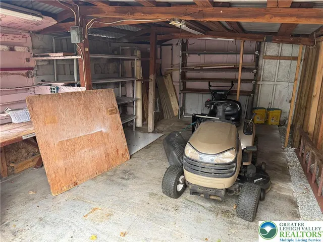 a view of a storage & utility room
