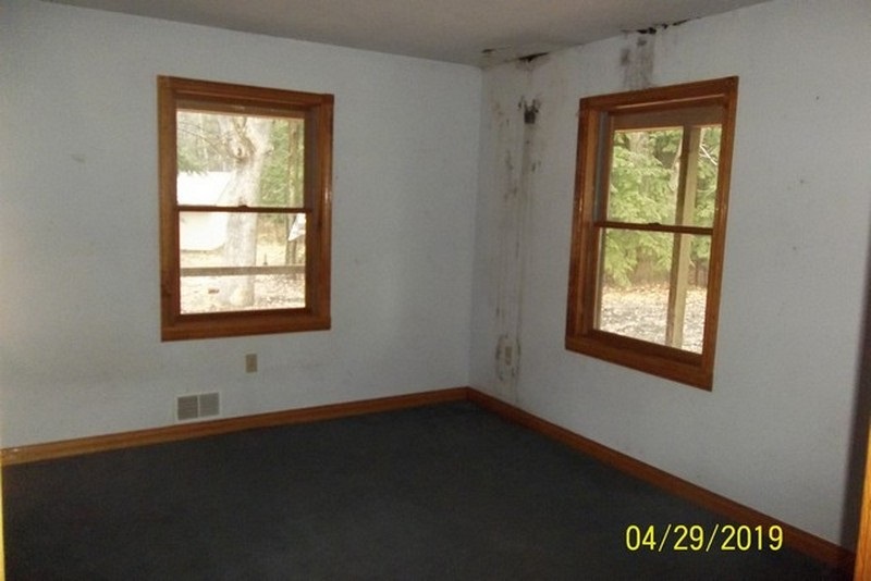 2250 Pine River Road Standish, MI 48658 - Photo 5 of 14 1860404-4.JPG