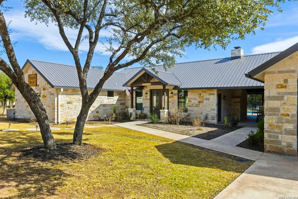$959,000 | 1723 Mountain Valley Road, Concan, TX 78838