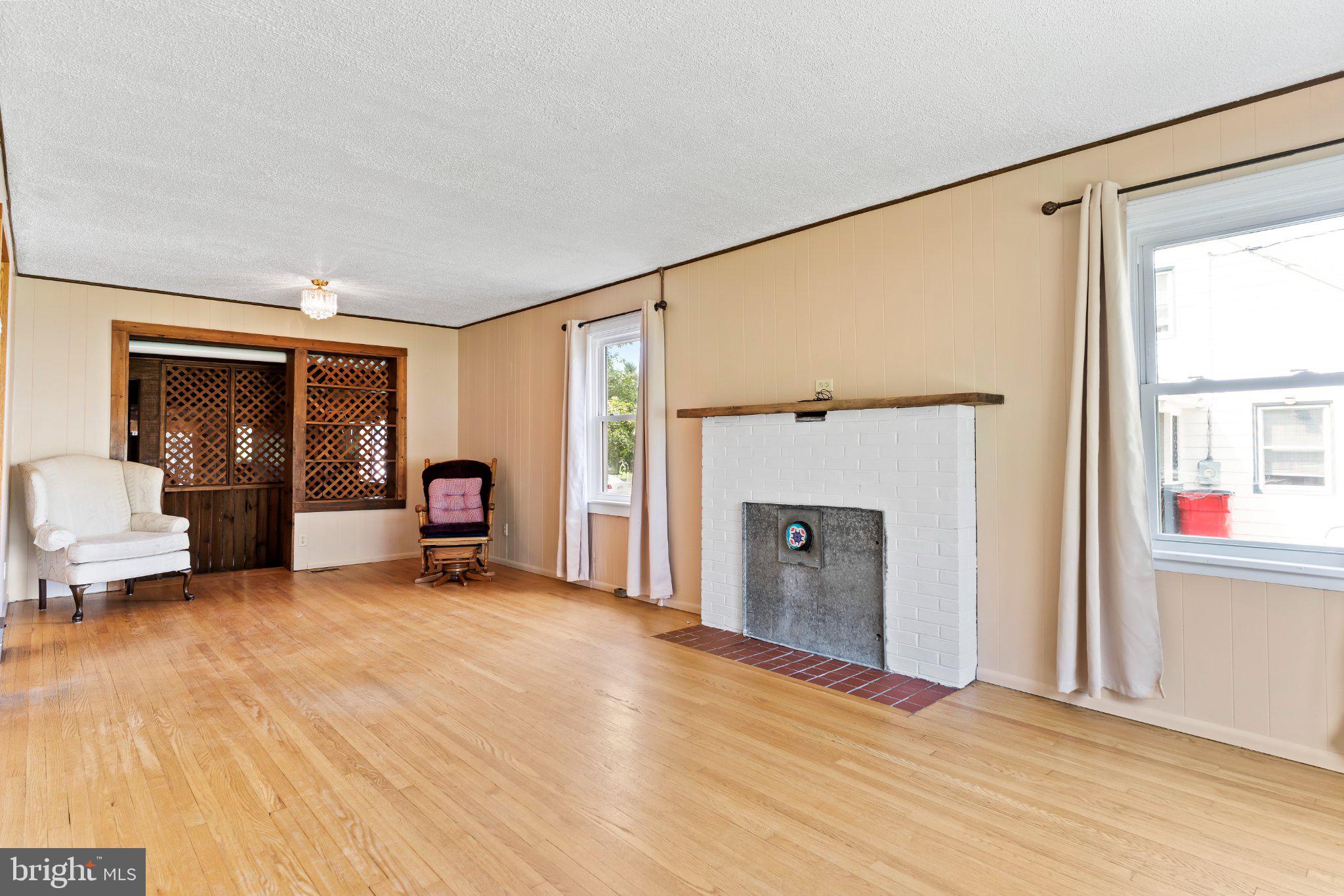 39 Coble Road St. Thomas, PA 17252 - Photo 6 of 47 Living Room - Wood Burning Fireplace