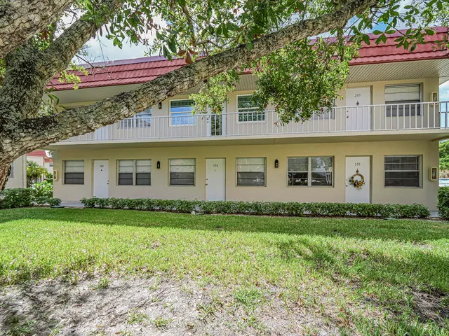 $110,000 | 14 Vista Palm Lane, Unit 105, Vero Beach, FL 32962
