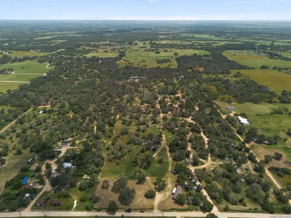 $269,999 | 650 Patton Road, Somerset, TX 78069