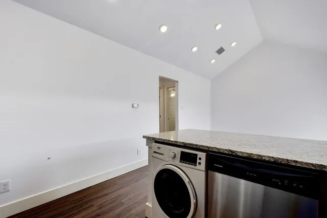 $1,350 | 1311 East 52nd Street, Unit 3, Austin, TX 78723