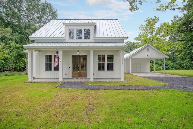 $599,995 | 1 Hendorrich Trail, Huger, SC 29450