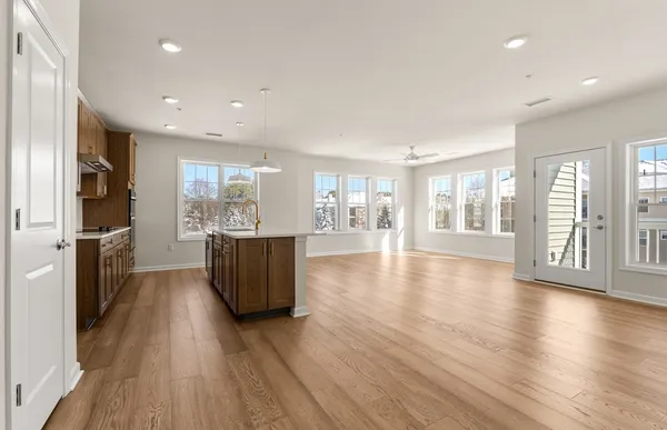 $774,995 | 320 Martins Landing, Unit 207, North Reading, MA 01864