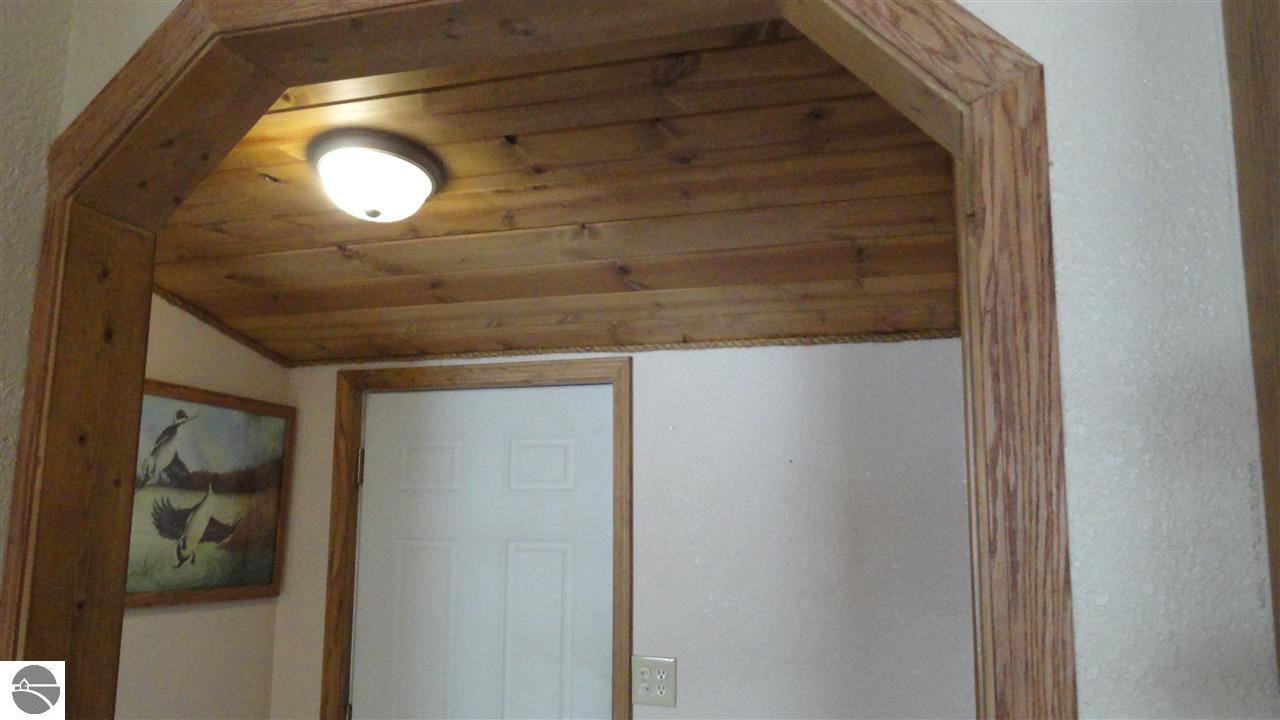 9410 Valley Road Rapid City, MI 49676 - Photo 14 of 19 1793552-13.JPG