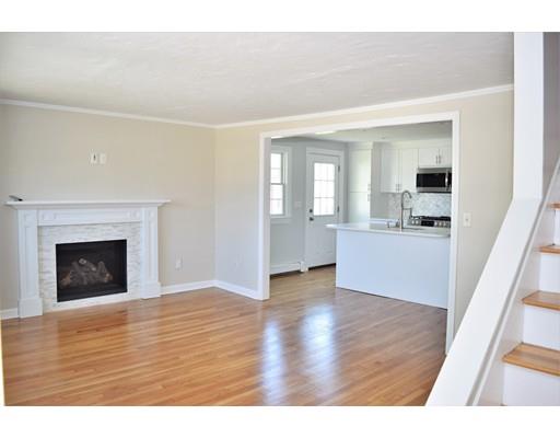 94 Turner Road Scituate, MA 02066 - Photo 4 of 18