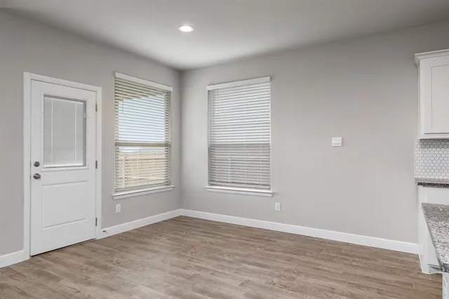 $2,550 | 180 Tanager Drive, Rhome, TX 76078