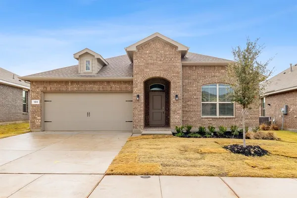 $2,225 | 180 Tanager Drive, Rhome, TX 76078