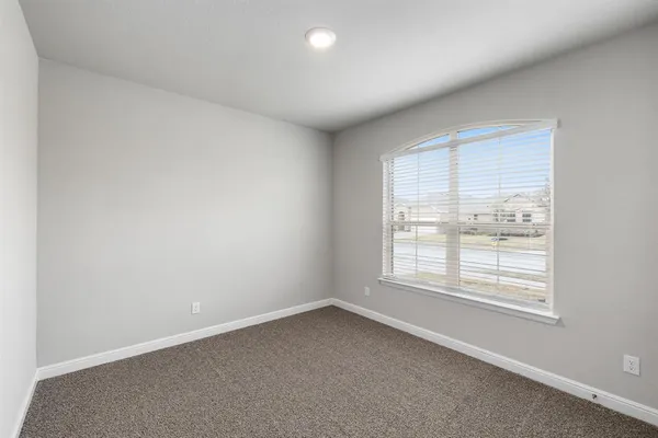 $2,225 | 180 Tanager Drive, Rhome, TX 76078